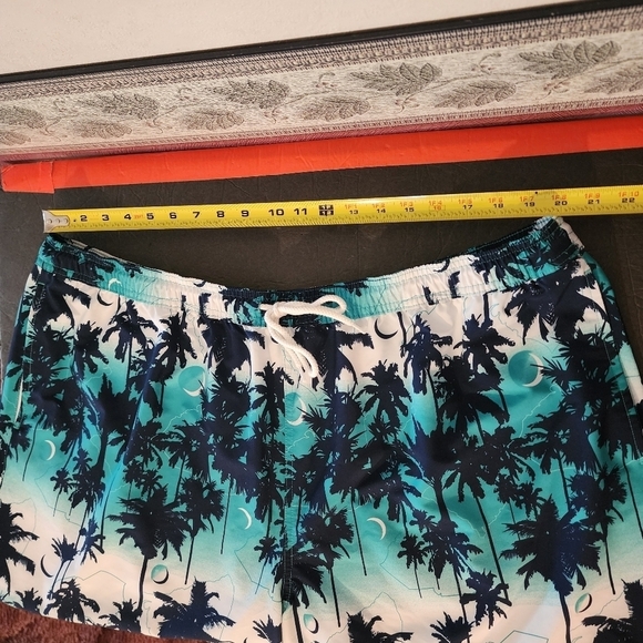 Magellan Fish Gear Water-Repellent Tropical Paradise 7" Shorts 3XL - Picture 8 of 10